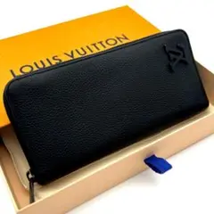 【最高級美品】ルイヴィトン LVアエログラム ヴェルティカル 黒 長財布 136