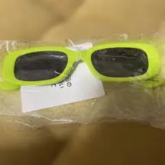東京ディズニーリゾート モンスターズインク　　蛍光グリーンサングラス　2個セット