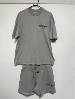 Essentials セットアップ S グレー 上下 Fear of God