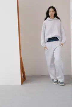 ZARA 新品未着用タグ付き　スウェット　グレー　ベルトフープ付き