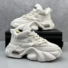 Item thumbnail for item 0d9f066e-dc39-4c66-80e9-6e7cd44450e2