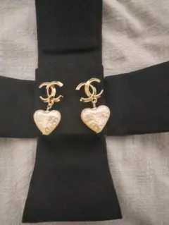 極美品 CHANEL シャネル ピアス CCロゴ ハート パール ゴールド