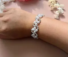 上品パール×メタルビーズ ブレスレット フラワーデザイン ハンドメイド