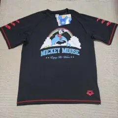 【タグ付】arena×Disney　コラボTシャツ　ストレッチ　ブラック　XLのサムネイル