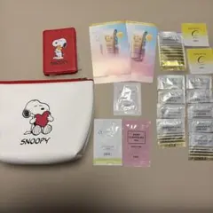 SNOOPYポーチミラー付DHC スキンケアトライアルセットのサムネイル