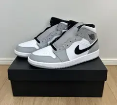 Nike Air Jordan 1 Mid Light Smoke Grey