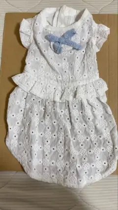 犬用ホワイトドレス フリル付き　犬服