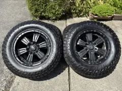 CROSS CLAW 17×8J +20 モンスタLT265/70R17のサムネイル