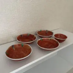 須田菁華 菁華窯　九谷焼 小皿4枚＋豆皿1個 赤絵 5点セット 小皿1枚欠けありのサムネイル