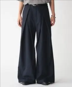 【新品タグ付き】クロスタックワイドスラックスパンツ ネイビー