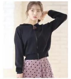 【最終値下げ】【tocco closet】ファーチャームニットパーカーのサムネイル