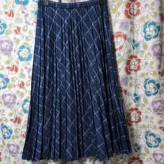 ALPHA CUBIC プリーツスカート　ブルー系チェック　中古品