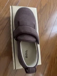 Item thumbnail for item 2a2824f4-c4c1-44f9-a34a-27150f64c1df