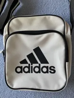 adidas ショルダーバッグ ホワイト ブラックのサムネイル