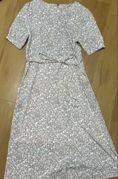 ［最終値下げ］花柄 半袖 ロングワンピース　FREE SIZE