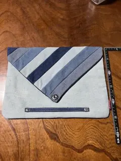 Item thumbnail for item 6650afa7-7524-4932-afe3-1c9eaaa20303