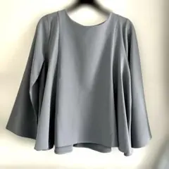Bab カットソー　ブラウス　長袖 ライトグレー　裏地あり　可愛い