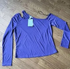 新品‼️H＆M アシンメトリーカットソー