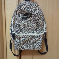 NIKE ヒョウ柄 リュック