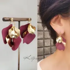 No.149 大人ボルドーレッド×ゴールドペタル 花びらピアス♡イヤリング