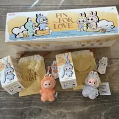 POP MART PIN FOR LOVEイニシャル ラブブ J C 2点セット