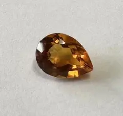 ブラジル産マデラシトリン　ペアシェイプ約2.0ct
