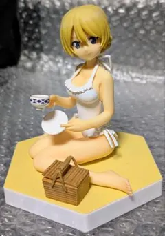 【週末限定値下げ】ガールズ＆パンツァー ダージリン フィギュア