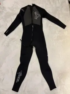 XCEL ドライ・セミドライスーツ ブラック 膝パッド付き