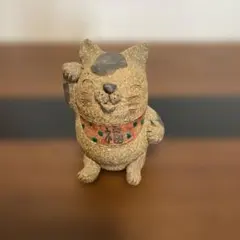昭和レトロ】招き猫 陶器 大きめ 左手上げ 白 商売繁盛 座布団つき 8号