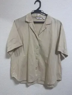 【UNIQLO】ベージュ 半袖シャツ Lサイズ　美品