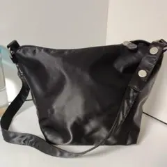 B小鞄）agnes b. サテン ショルダーバッグ 日本製のサムネイル