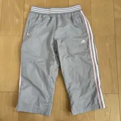 adidas CLIMAPROOF グレー ハーフパンツ　レディース