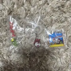 クッピーラムネ　ガチャ　めじるしアクセサリー