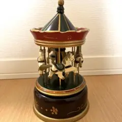 メリーゴーランドオルゴール 陶器製 - メルカリ
