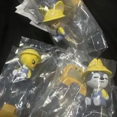 バンダイ SKZOO スクールバスフィギュア スキズ　ガチャ