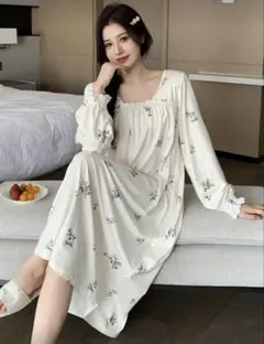 shein DAZY 長袖 花柄　ルームウェア　パジャマ