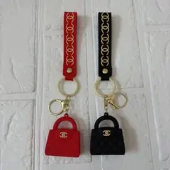 CHANEL ミニバッグ型キーホルダー 2個セット　赤　黒