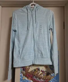 UNIQLO UVカット フルジップパーカー 　水色