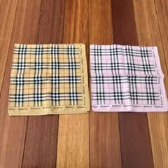Burberry チェック柄ハンカチ 2色セット