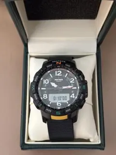PRO TREK デジタル腕時計 ブラックのサムネイル