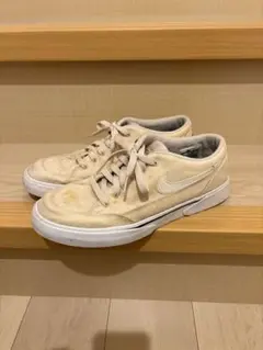 Nike ベージュ スニーカー （27cm）