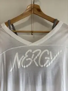ナージー nergy Tシャツ　白　ヨガ　ジムのサムネイル