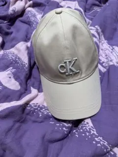 Calvin Klein ベージュ キャップ