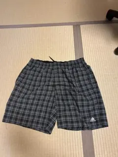 adidas チェックハーフパンツ