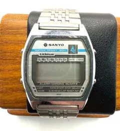 f4529 SANYO サンヨー デジタル 腕時計 メンズ 動作未確認のサムネイル