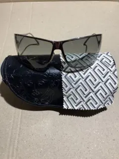 VERSACEヴェルサーチ　サングラスのサムネイル