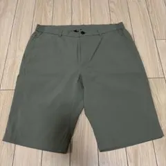 UNIQLO × Theory ショートパンツ オリーブ