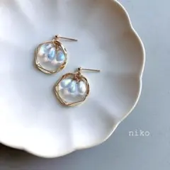 380｜ ゴールド ペンタゴン オーロラ しずく ガラス ピアス イヤリング