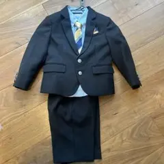 キッズ フォーマルスーツ 黒 水色シャツ