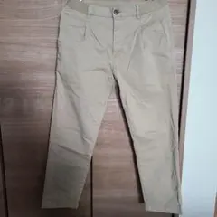 UNIQLOベージュ チノパン ウエストゴム付き